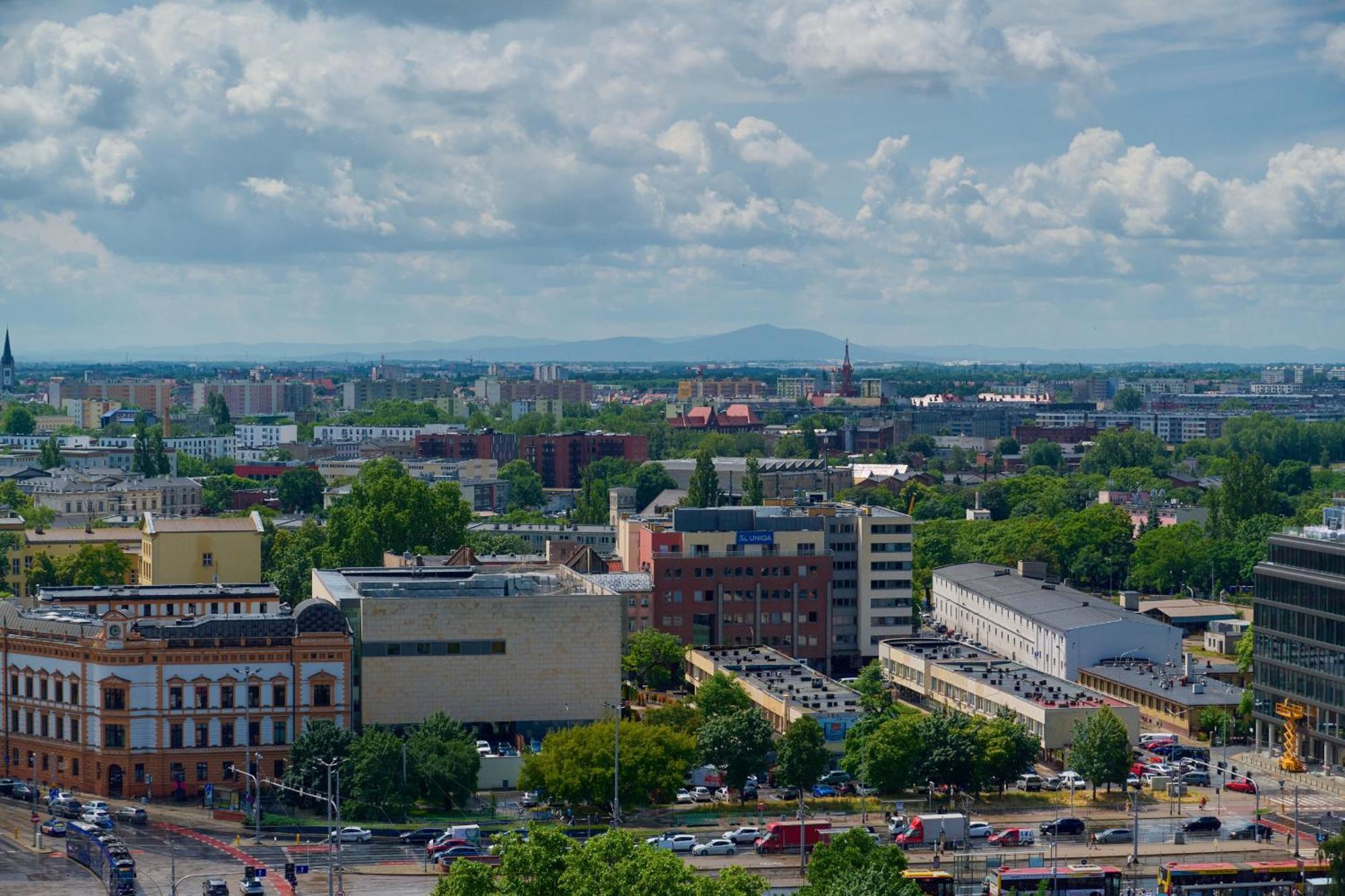 Odra Tower Apartment Center Of Wroclaw By Renters Prestige Eksteriør billede